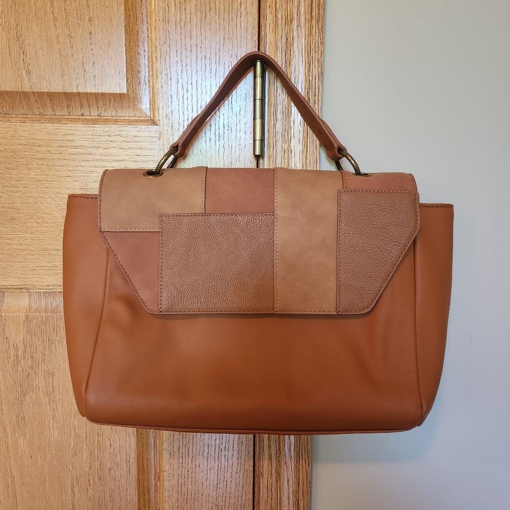 Nwot Universal Thread Handbag/Crossbody - image 1